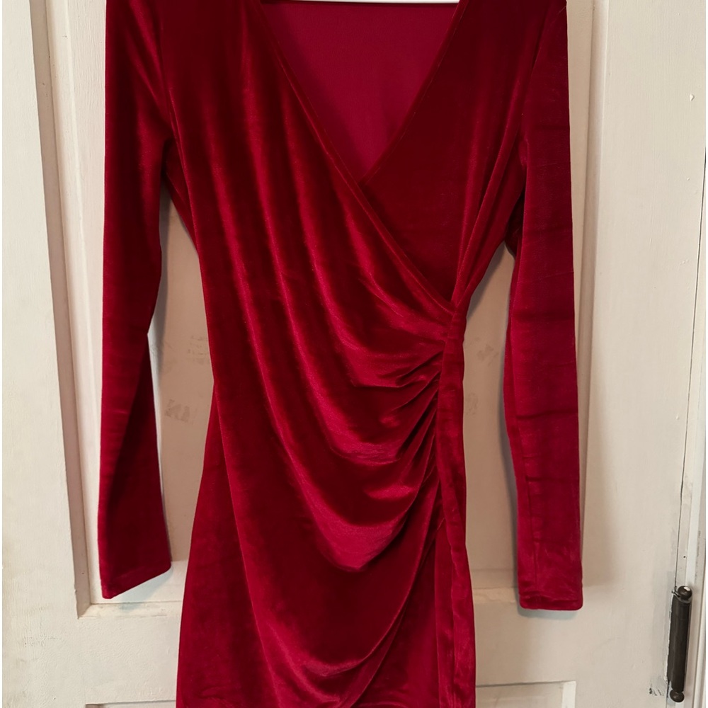 red velvet mini formal dress